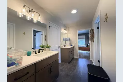 S54W25488  Pebble Brook Ct, Waukesha, WI 53189 - Photo 34