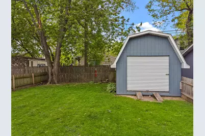 2124  Lakeshore Dr, Racine, WI 53139 - Photo 44