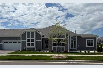 868 S Verona Cir #23, Grafton, WI 53024 - Photo 2