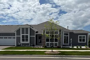 868 S Verona Cir, Grafton, WI 53024 - Photo 2