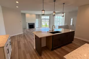 868 S Verona Cir, Grafton, WI 53024 - Photo 6