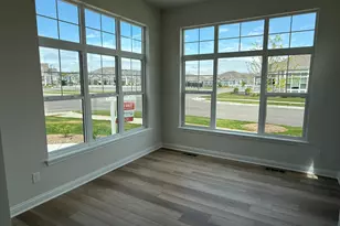 868 S Verona Cir, Grafton, WI 53024 - Photo 8