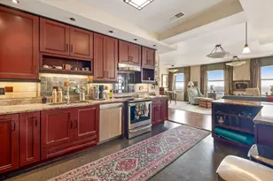 606 W Wisconsin Ave, Milwaukee, WI 53203 - Photo 6