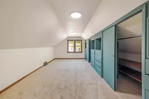 2808 S Greeley St, Milwaukee, WI 53207 - Photo 14
