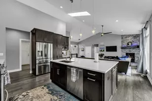 1200 Mohican Trail, Waukesha, WI 53189 - Photo 14