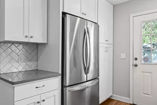 3302 S Adams Ave, Milwaukee, WI 53207 - Photo 6