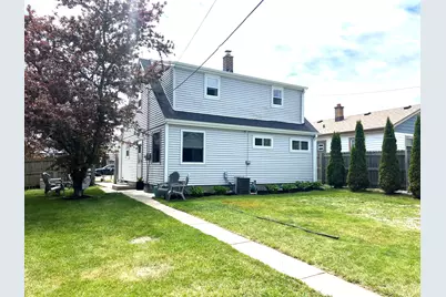 626  Blake Ave, South Milwaukee, WI 53172 - Photo 2