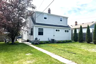 626 Blake Ave, South Milwaukee, WI 53172 - Photo 2