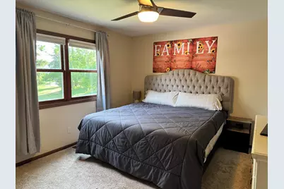 909  Country Ln, Watertown, WI 53098 - Photo 22