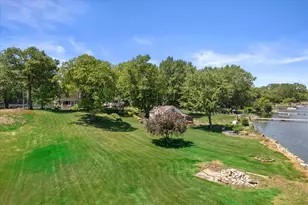 7301 W Wind Lake Rd, Racine, WI 53185 - Photo 40