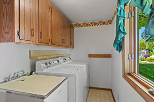 7301 W Wind Lake Rd, Racine, WI 53185 - Photo 20