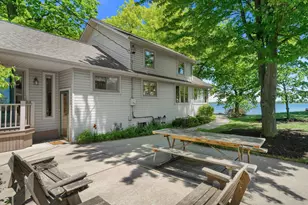 7301 W Wind Lake Rd, Racine, WI 53185 - Photo 42