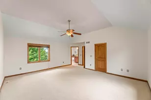 2138 Deer Path, Waukesha, WI 53189 - Photo 32