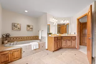 2138 Deer Path, Waukesha, WI 53189 - Photo 34