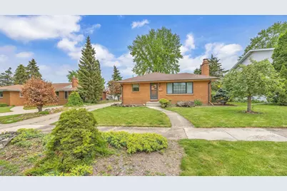 85 S Reserve Ave, Fond du Lac, WI 54935 - Photo 2
