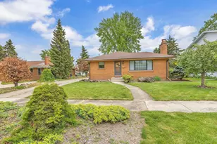 85 S Reserve Ave, Fond du Lac, WI 54935 - Photo 2