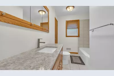 85 S Reserve Ave, Fond du Lac, WI 54935 - Photo 8