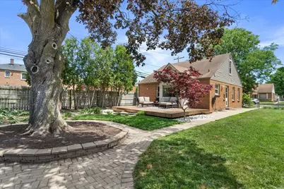 3057 N 80th St, Milwaukee, WI 53222 - Photo 26
