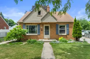 3057 N 80th St, Milwaukee, WI 53222 - Photo 2