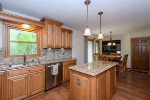 W164N9918 Robins Way, Germantown, WI 53022 - Photo 12