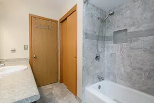 W164N9918 Robins Way, Germantown, WI 53022 - Photo 22