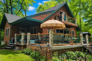 1614 Sugar Island Rd, Summit, WI 53066 - Photo 1