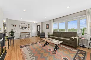 W220N9740 Amy Belle Rd, Germantown, WI 53017 - Photo 6