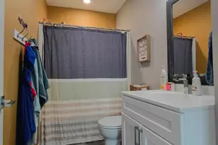 16 N Adams St, Elkhorn, WI 53121 - Photo 20