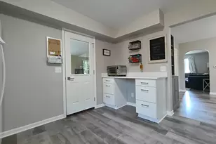 16 N Adams St, Elkhorn, WI 53121 - Photo 10