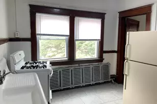 2900 W Arthur Ave, Milwaukee, WI 53215 - Photo 8
