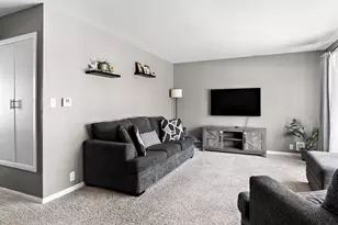 2018 Menasha Ave, Manitowoc, WI 54220 - Photo 4