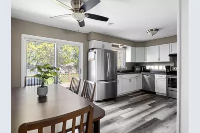 2018  Menasha Ave, Manitowoc, WI 54220 - Photo 16
