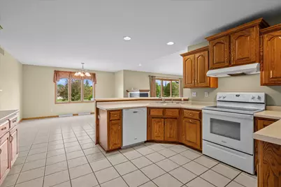 456  Wooden Shoe Cir, Holland, WI 54130 - Photo 12