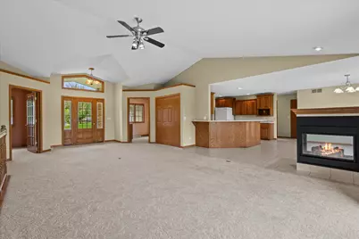 456  Wooden Shoe Cir, Holland, WI 54130 - Photo 6