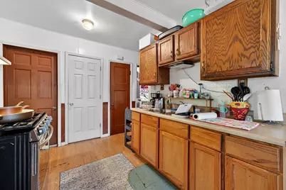 2735 W Harrison Ave, Milwaukee, WI 53215 - Photo 8