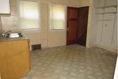 4441 N 36th St, Milwaukee, WI 53209 - Photo 6