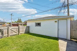 3940 Lasalle St, Racine, WI 53402 - Photo 30