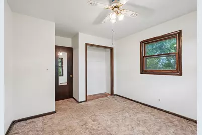 W220N9758  Amy Belle Rd, Germantown, WI 53017 - Photo 14