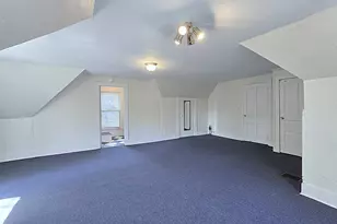 2745 N Summit Ave, Milwaukee, WI 53211 - Photo 34