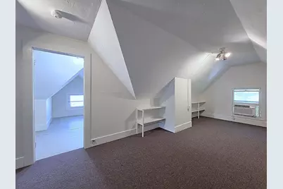 2745 N Summit Ave, Milwaukee, WI 53211 - Photo 42