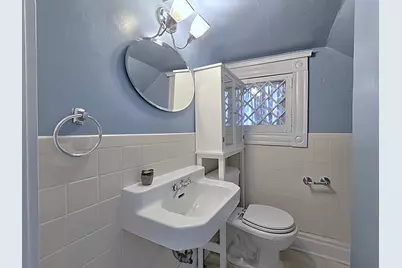 2745 N Summit Ave, Milwaukee, WI 53211 - Photo 46