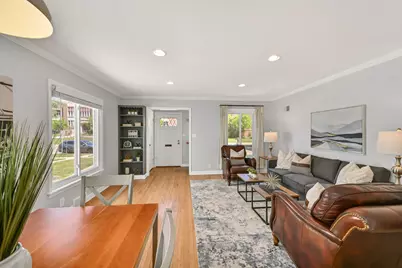 4751 N Marlborough Dr, Whitefish Bay, WI 53211 - Photo 2