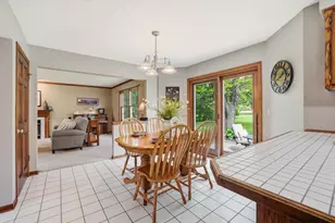 660 Weidman Ct, Cedarburg, WI 53012 - Photo 10