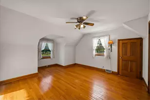 7230 W Freistadt Rd, Mequon, WI 53092 - Photo 16