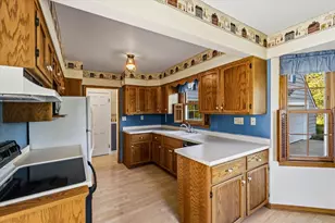 7230 W Freistadt Rd, Mequon, WI 53092 - Photo 36