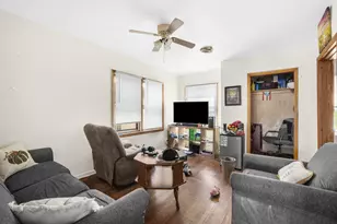3204 W Greenfield Ave, Milwaukee, WI 53215 - Photo 8