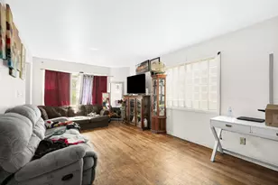3204 W Greenfield Ave, Milwaukee, WI 53215 - Photo 2