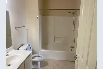 4110 S Lake Dr #244, Saint Francis, WI 53235 - Photo 12
