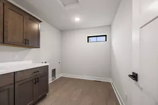 N66W21485 Sagebrush Dr, Menomonee Falls, WI 53051 - Photo 22