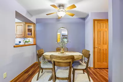 W178N9754  Riversbend Cir, Germantown, WI 53022 - Photo 8